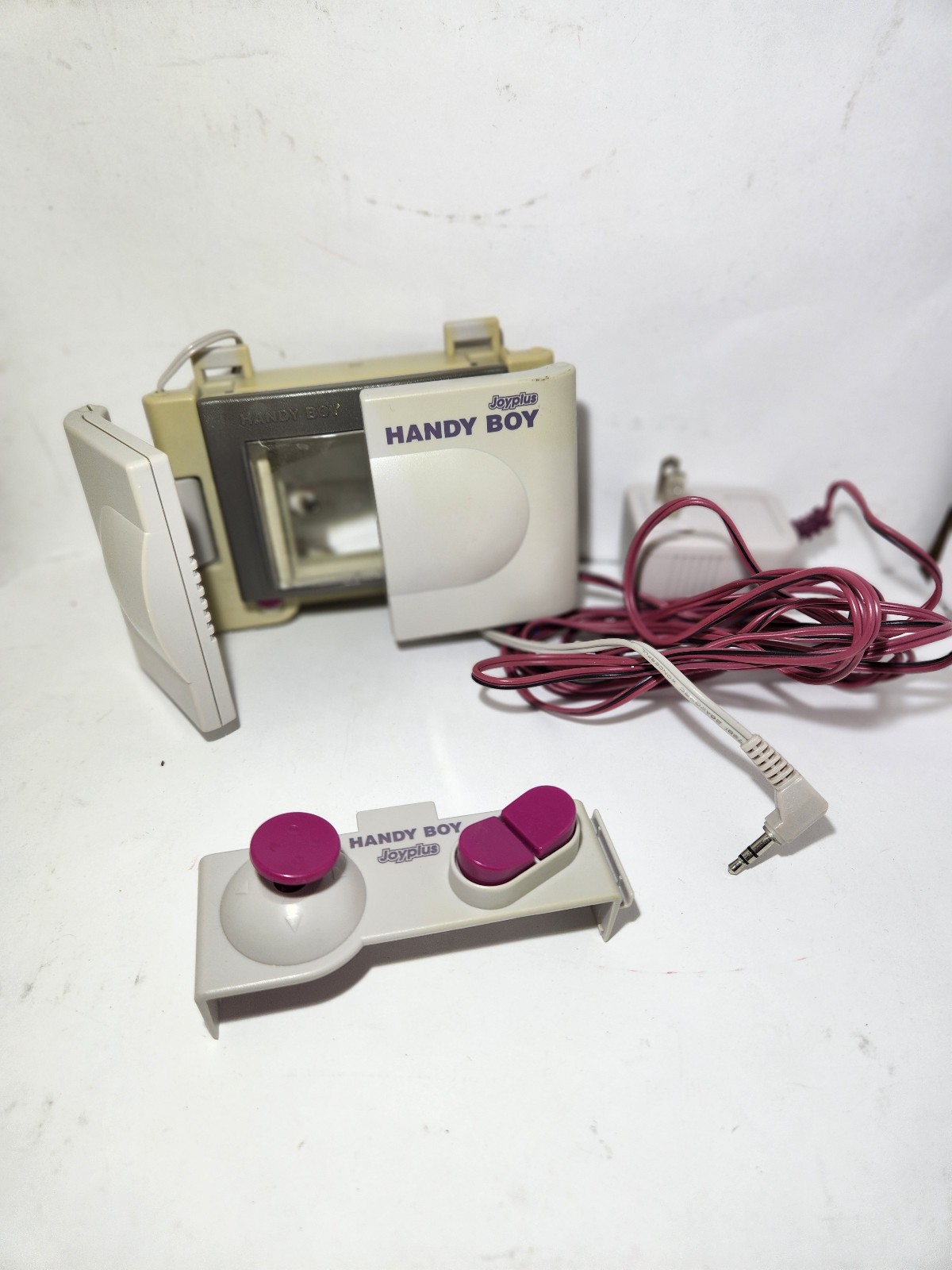 Nintendo Handy boy Joyplus,Lot Accessories For Gameboy.