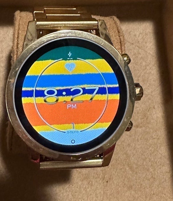 Tory Burch Gigi smartwatch outlets in gold