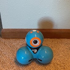 dash robot (coding robot) almost 100 under original price
