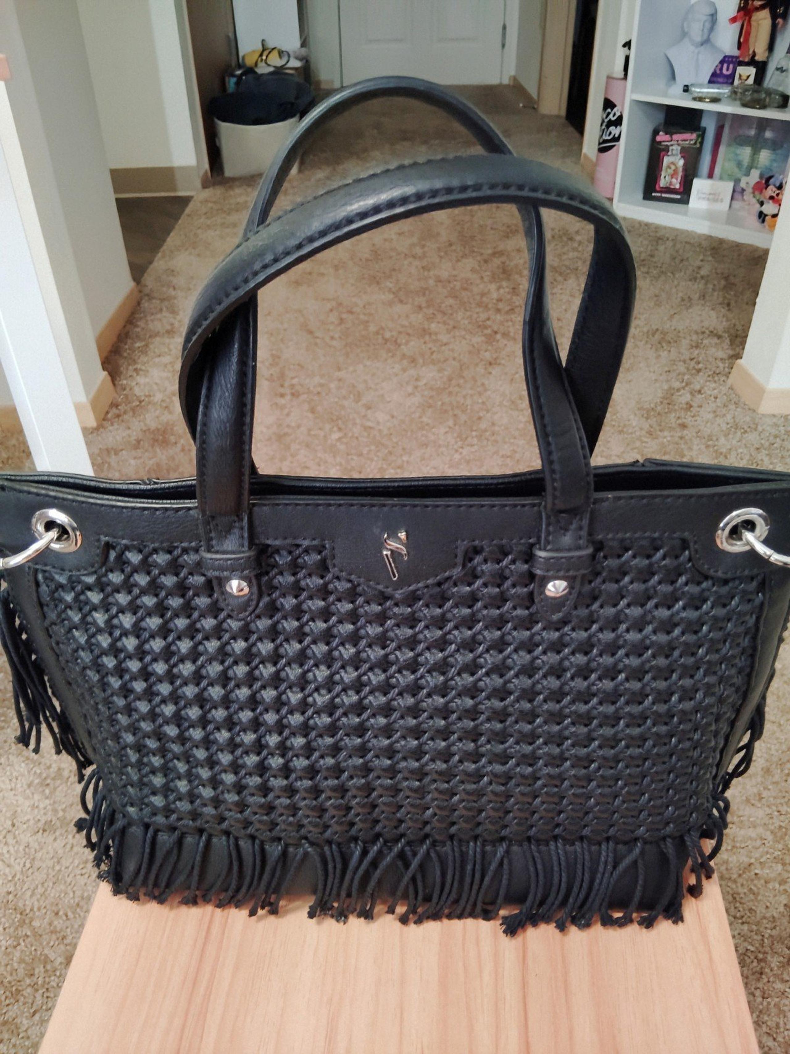 Vera Wang Medium Tote Bag