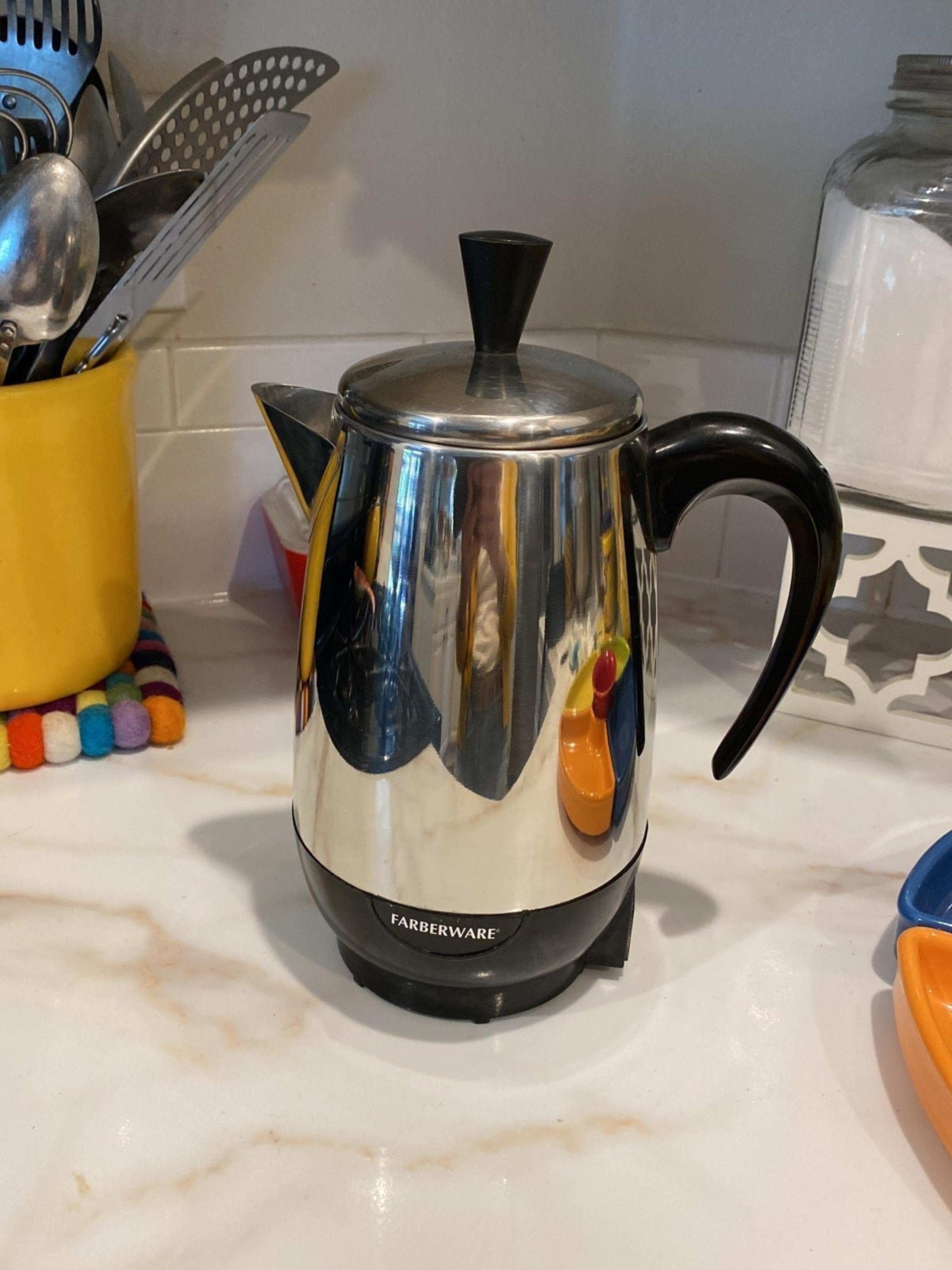 Farberware Superfast Electric 2-8 Cup Coffee Pot Percolator FCP 280 Chrome