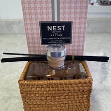 Nest Himalayan Salt & Rosewater Diffuser de Parfum