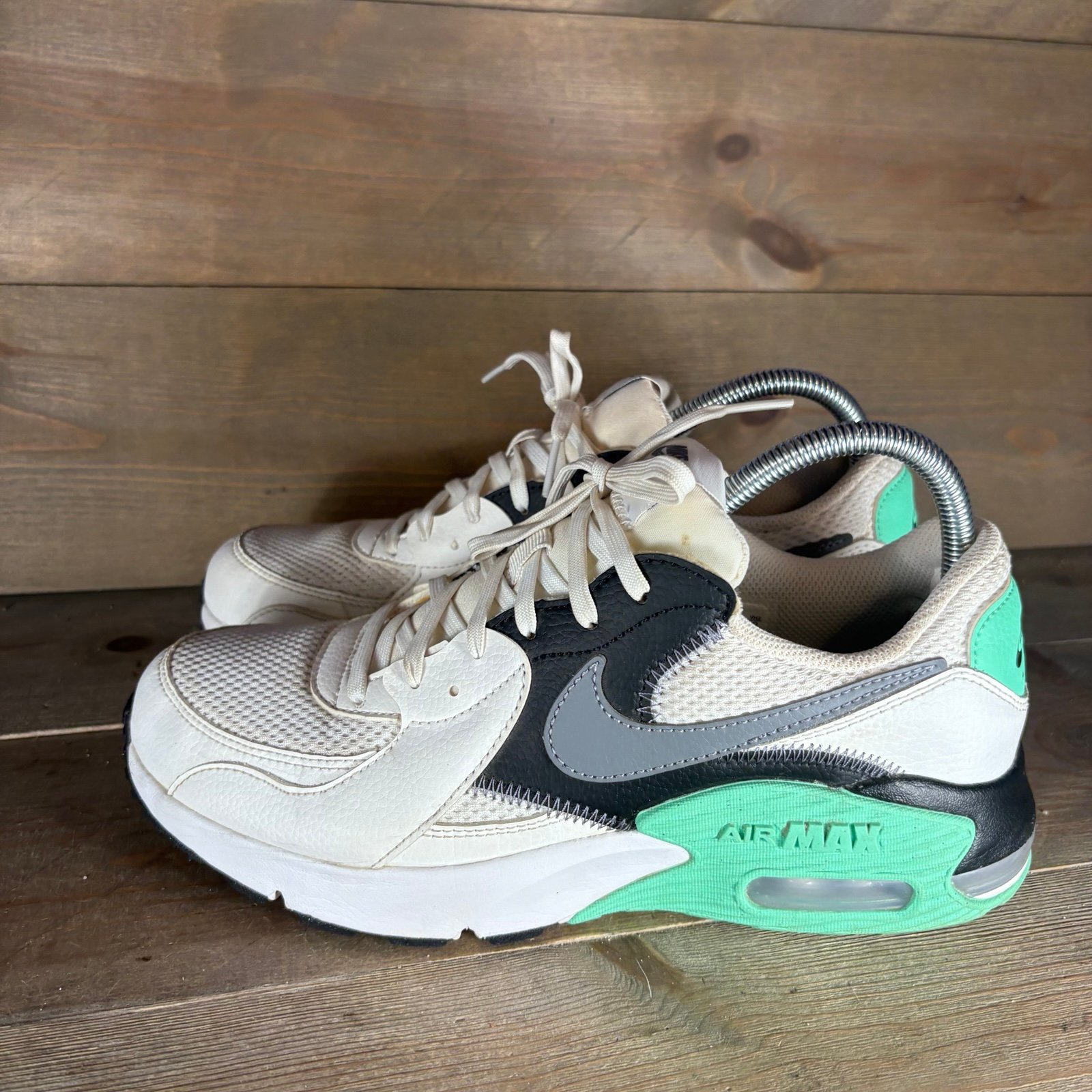 nike air max excee womens size 9 shoes white athletic running sneakers  Pre owne