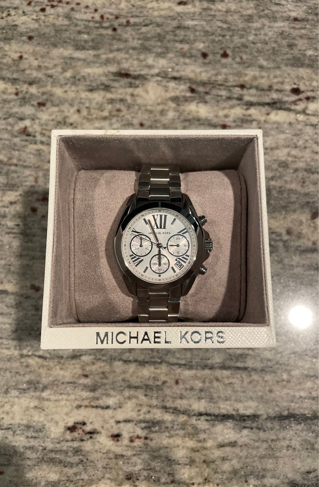 mikels kors