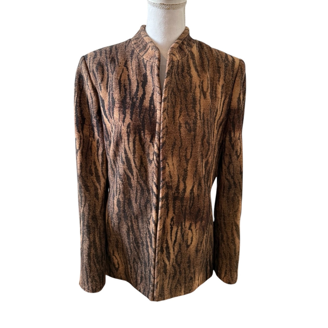 Neiman Marcus Exclusive Tiger Animal Print Wool Blazer Brown Black 12