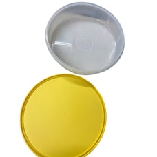 Tupperware large round container cupcakes salad pasta yellow white