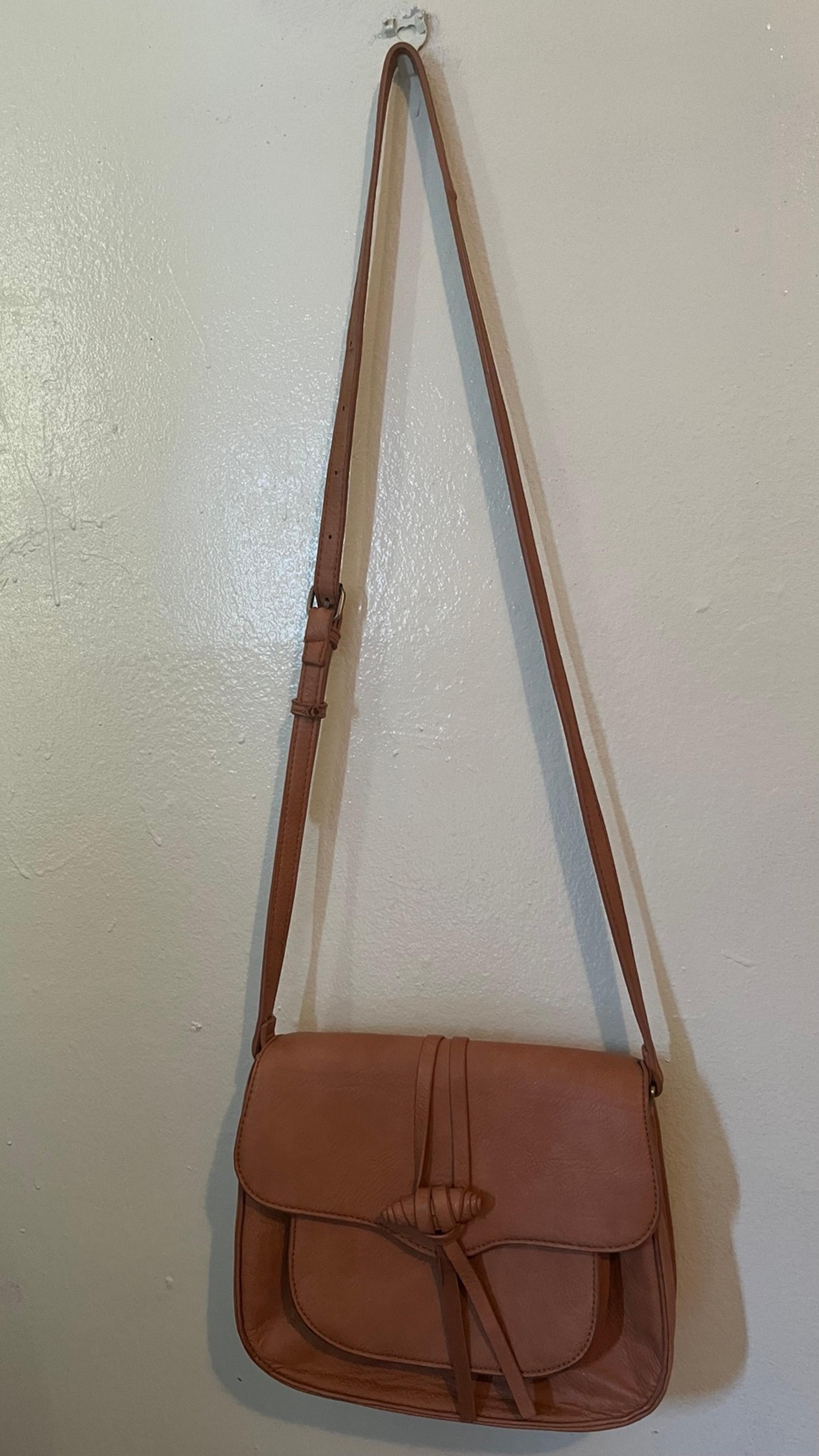 Antik Knotted Faux Leather Crossbody Saddle Bag