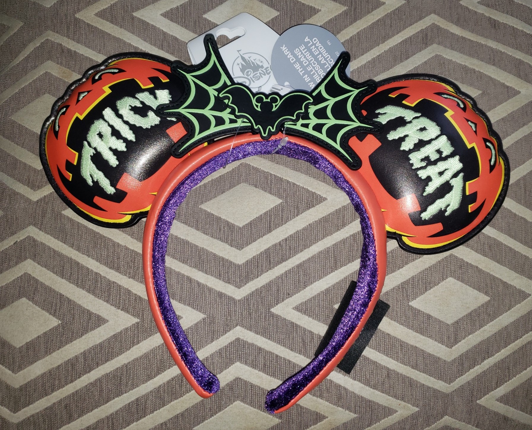 DISNEY Magic Kingdom TRICK TREAT HALLOWEEN PARTY MICKEY EARS Glow in Dark! 2024