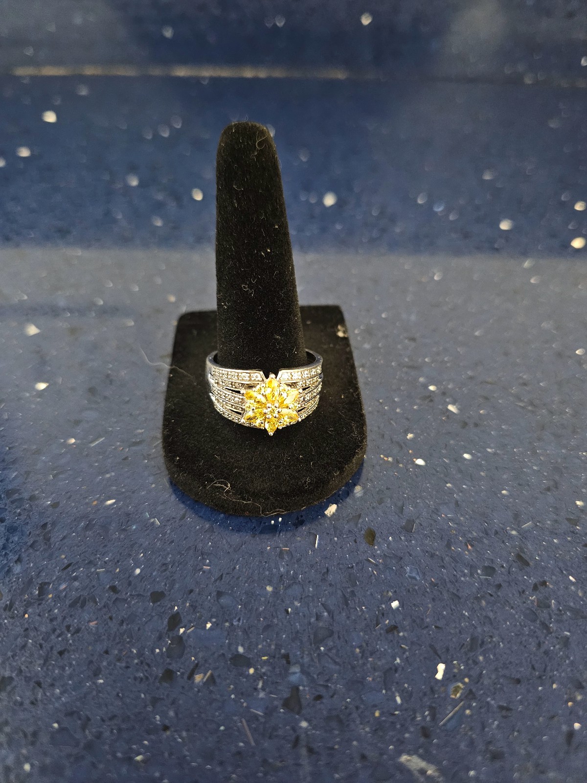 Diamonique flower ring sz 11