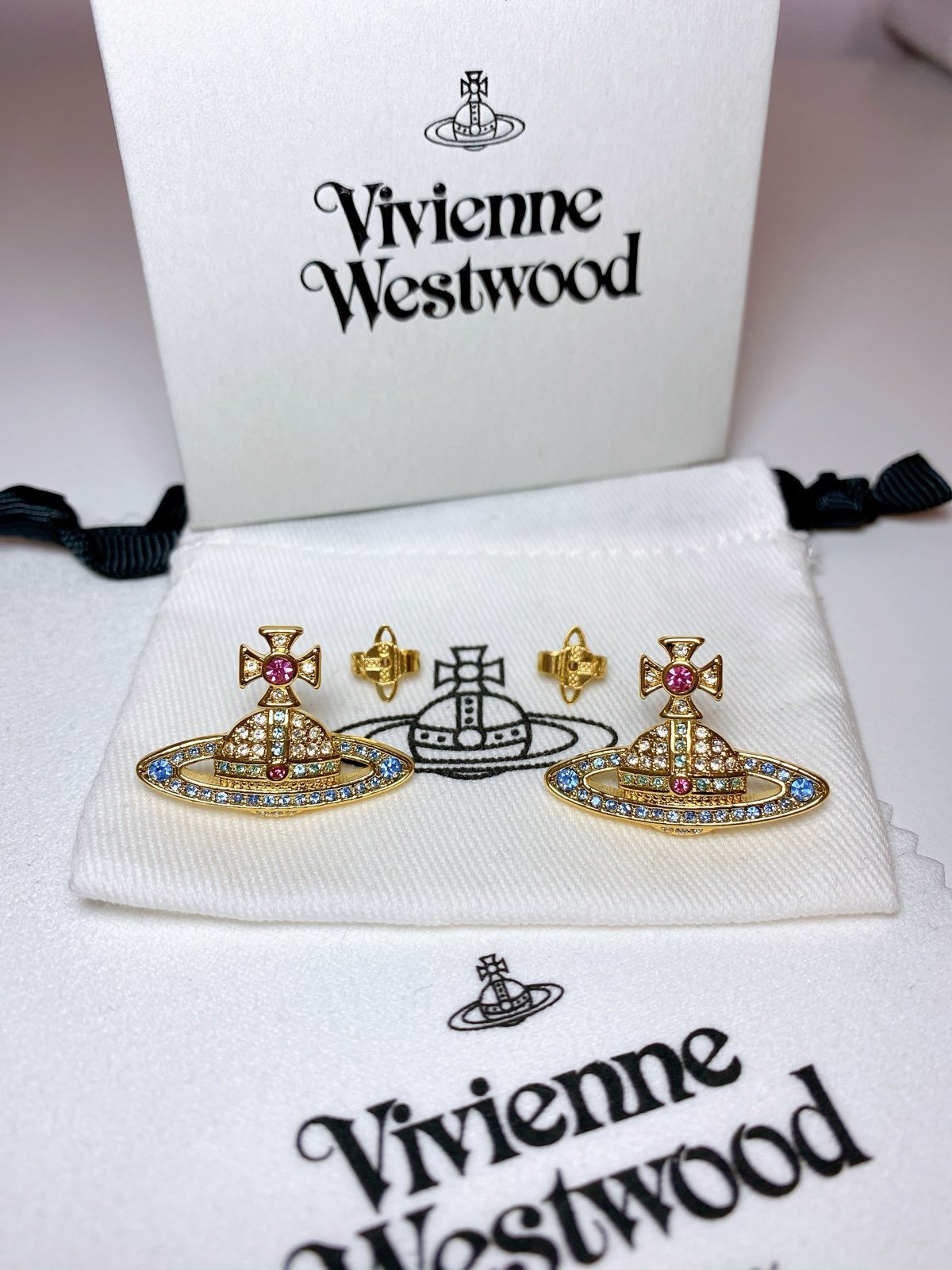 Vivienne Westwood Saturn Orb Color Rhinestones Stud Earrings - Gold