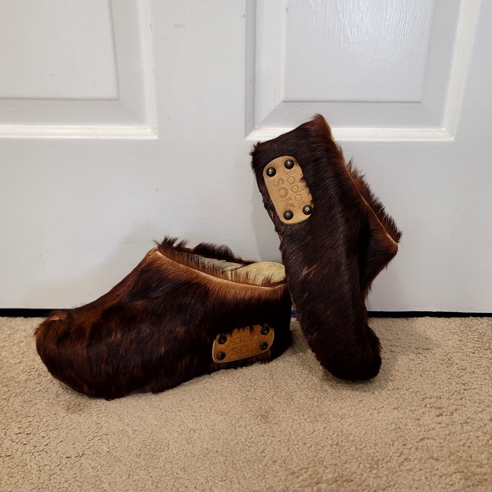 Vintage St. Moritz Diadora Sok real fur ski clogs