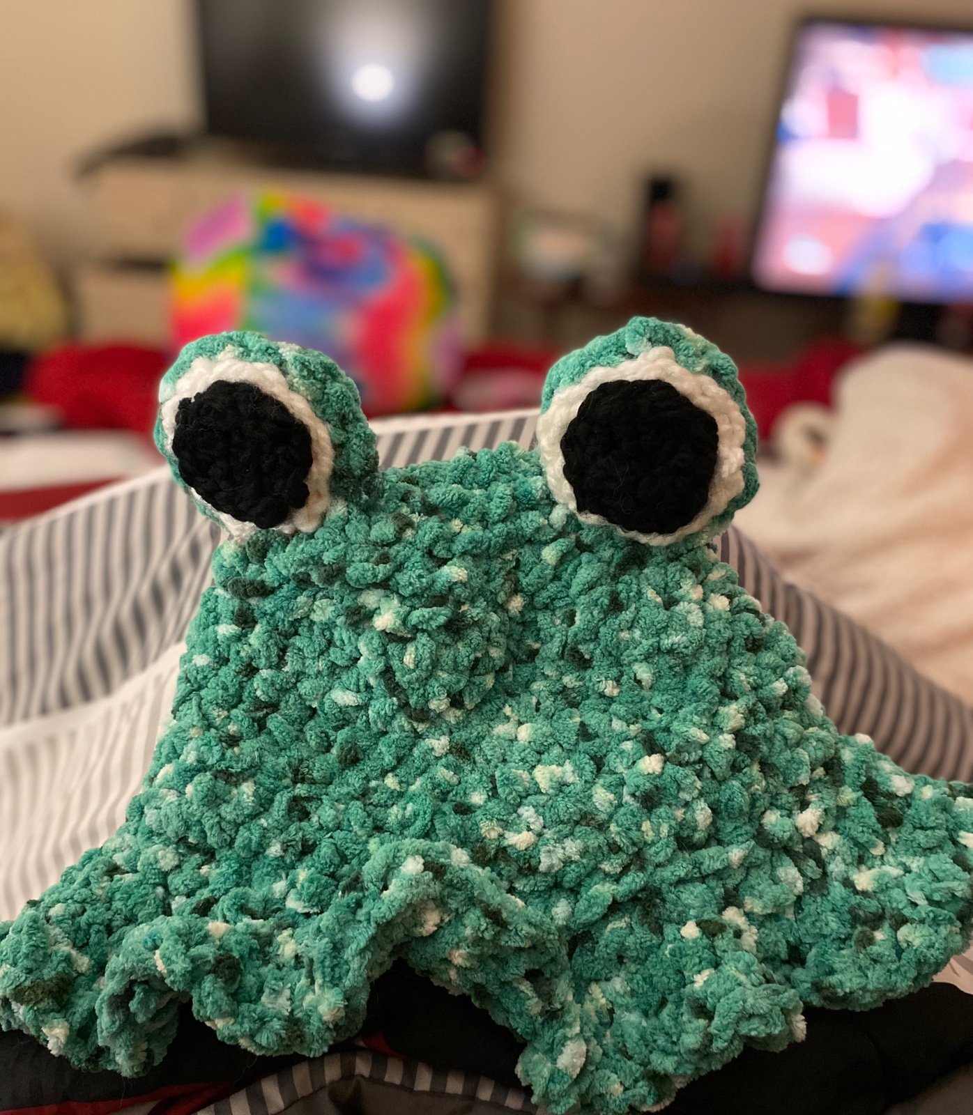frog crochet bucket hat