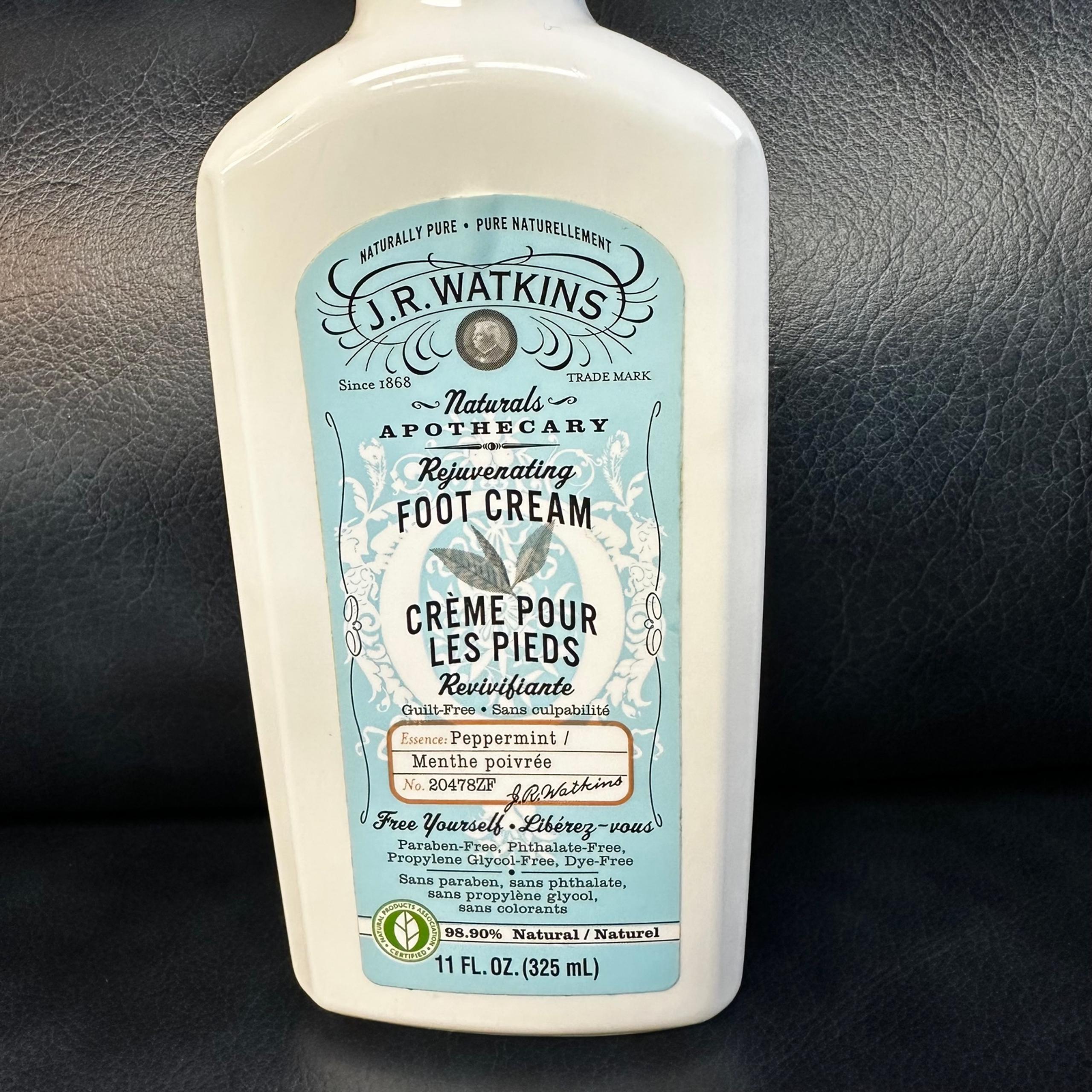 J. R. Watkins Naturals Apothecary Peppermint Rejuvenating Foot Cream Brand New
