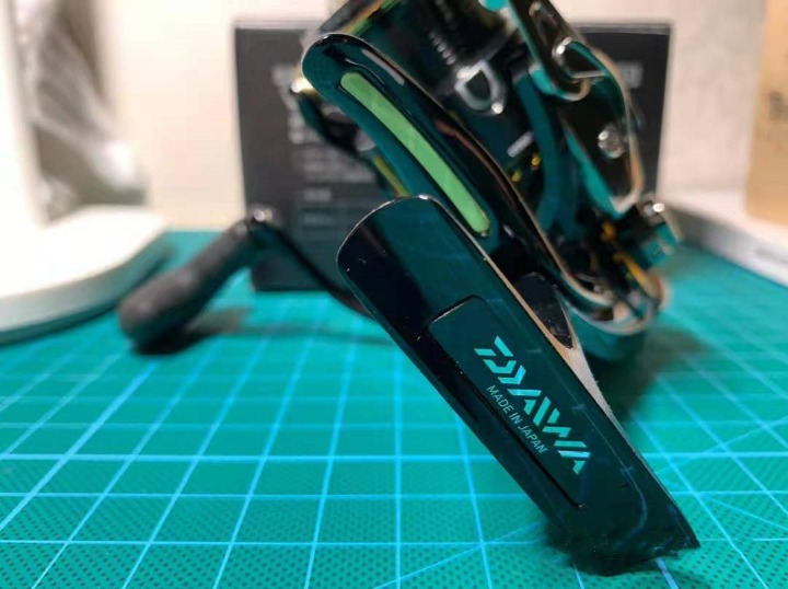 Daiwa Morethan LBD 2510PE-SH Spinning Reel - Discovery Japan