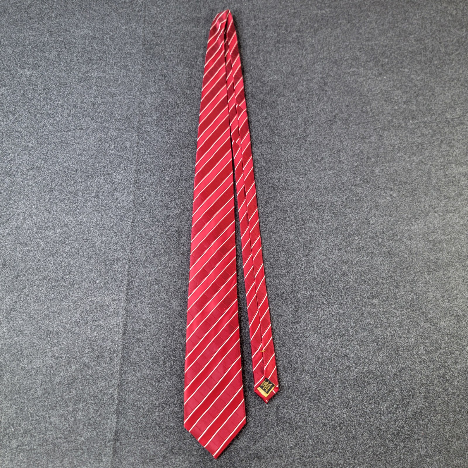Red White Classic Vintage Donald Trump Signature Collection Tie - 100% Silk Rare