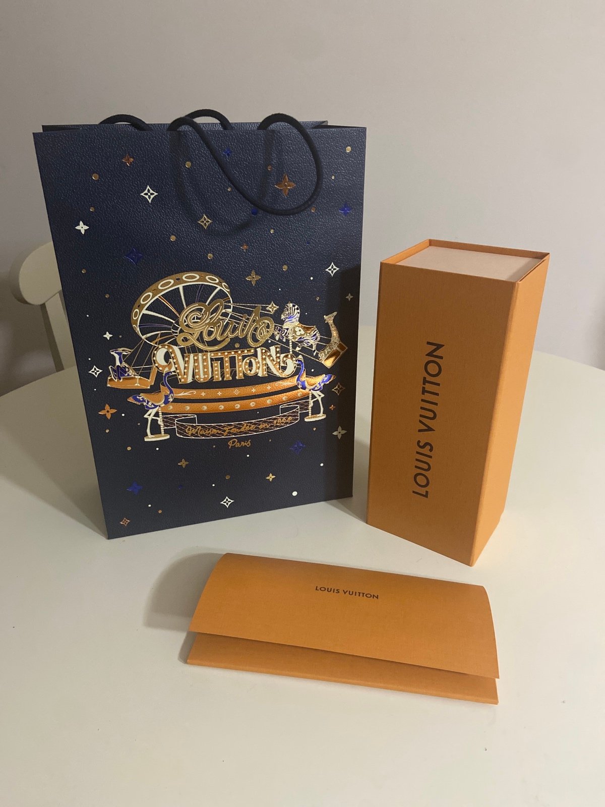 Louis Vuitton Paris Holiday Bag with box and envelope