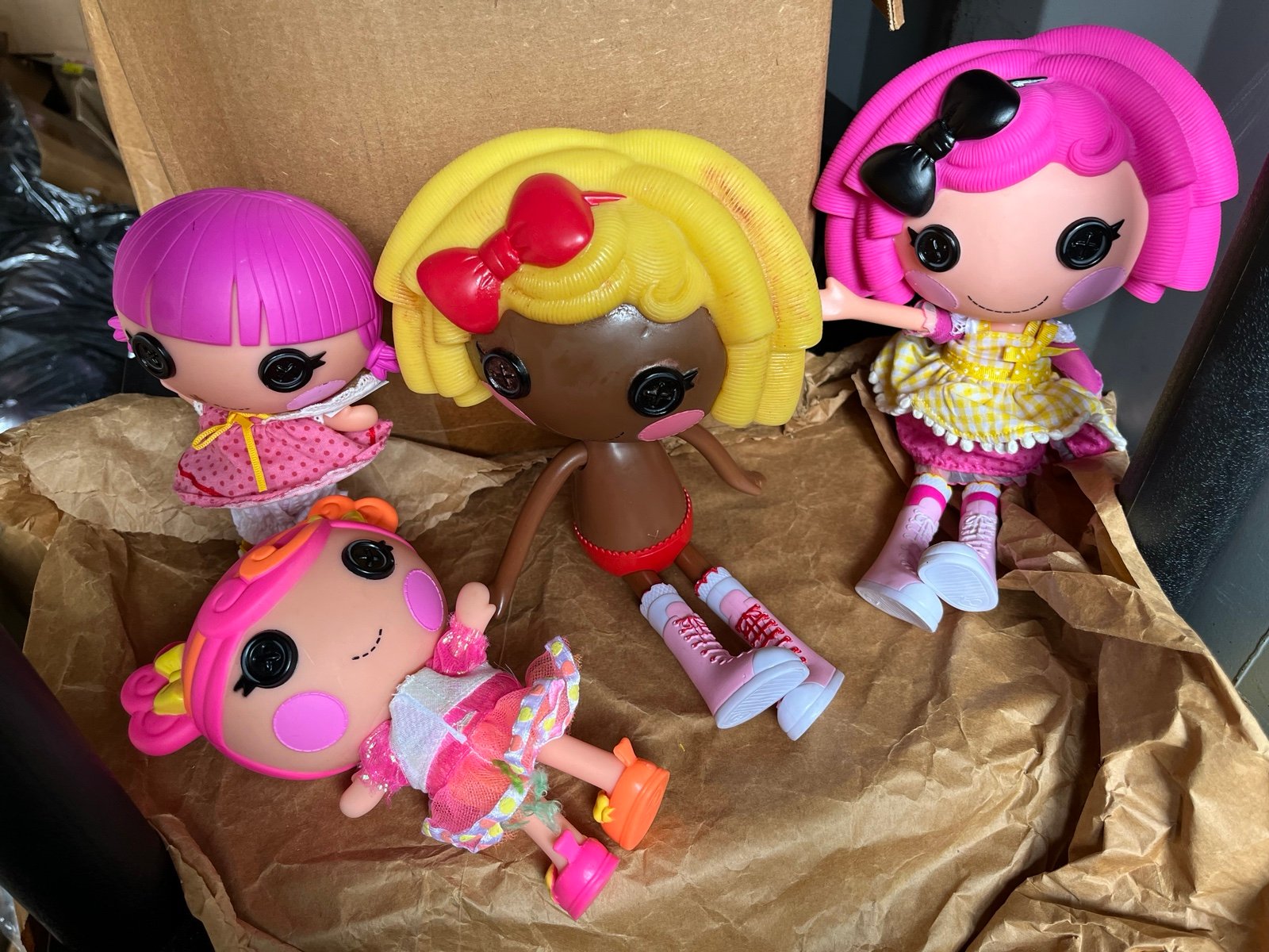 lalaloopsy doll figures !!!!