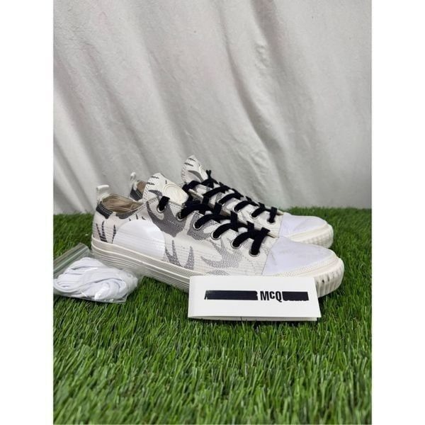 McQ By Alexander McQueen Men's Swallow Swarm Vulc Low-Top Sneakers 43 (10) White