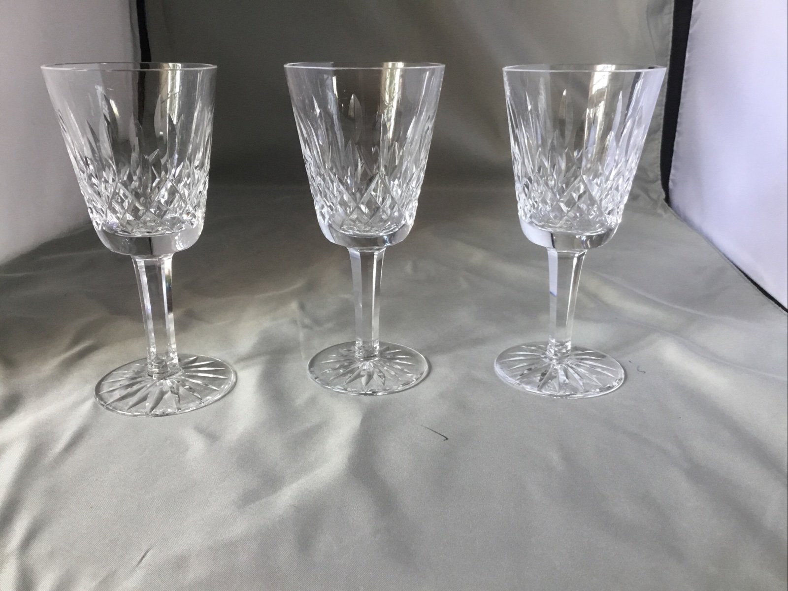 Waterford LISMORE Claret wine glasses ~ 5 1/2” tall~ excellent pre owned conditi