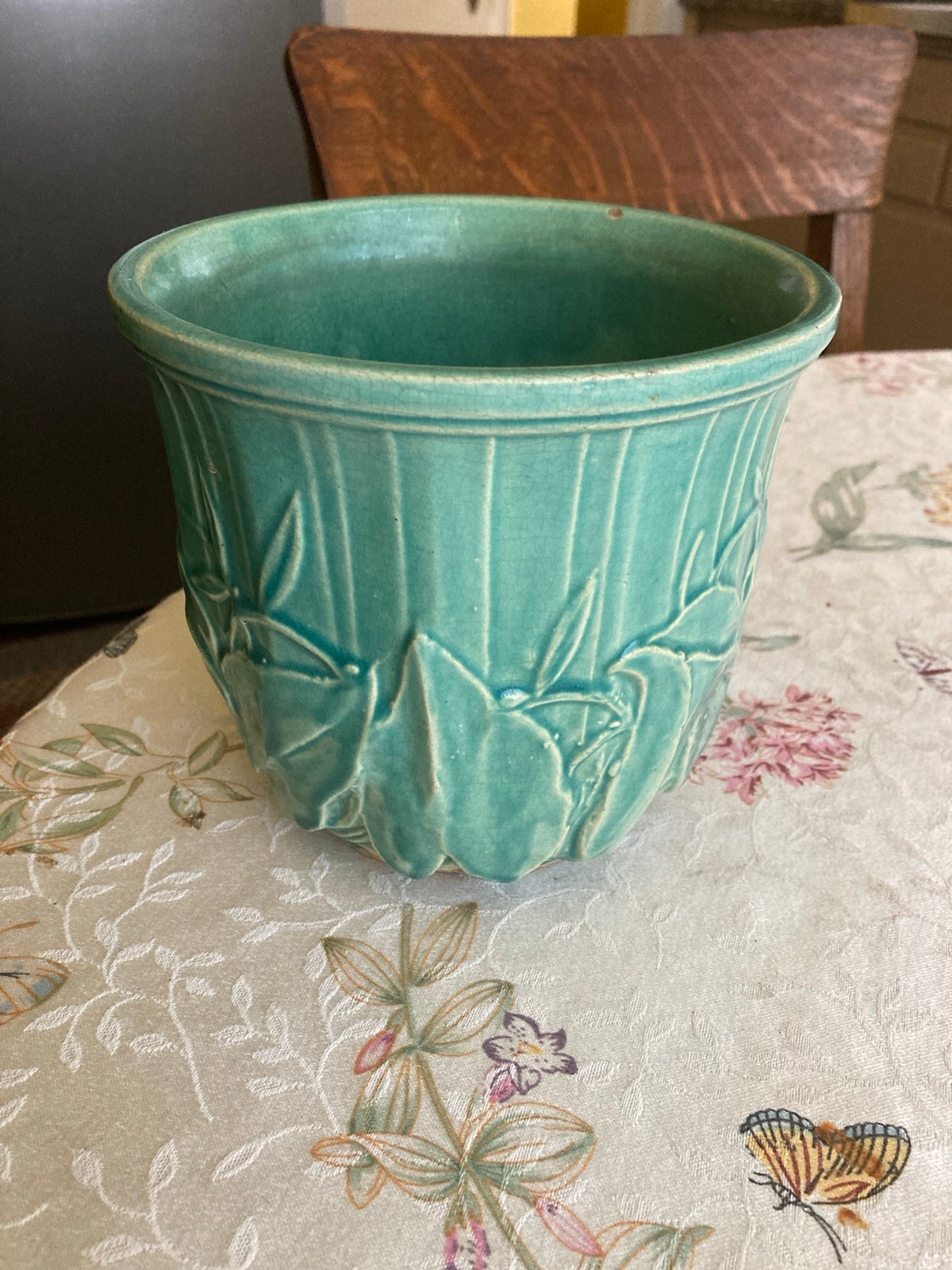 RARE McCoy Calla Lily planter green