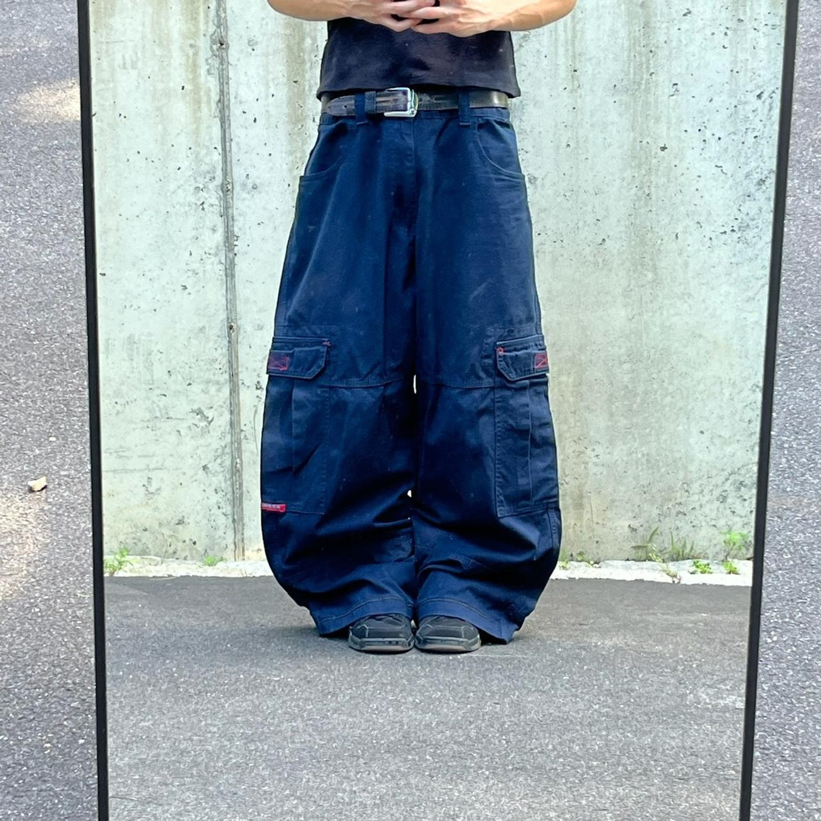2000s vintage rare baggy wide leg navy blue jnco cargos