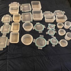Snapware Tupperware!