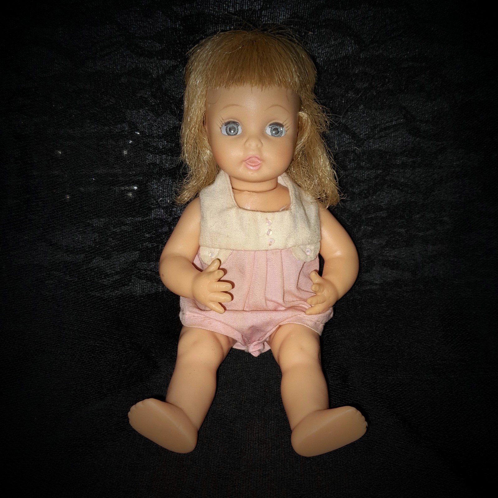 Vintage Horsman 6 Mini Thirstee Strutter Doll (1968)
