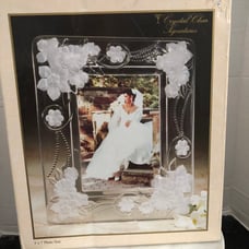 Crystal clear signatures Arcadia wedding frame