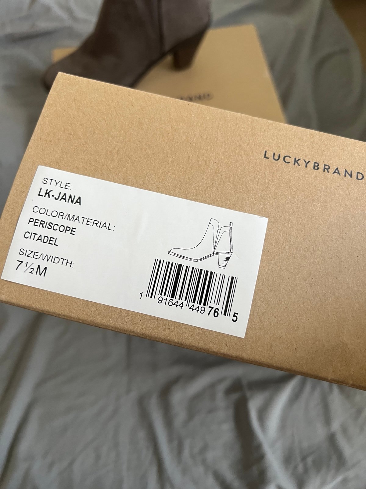 Ankle boots