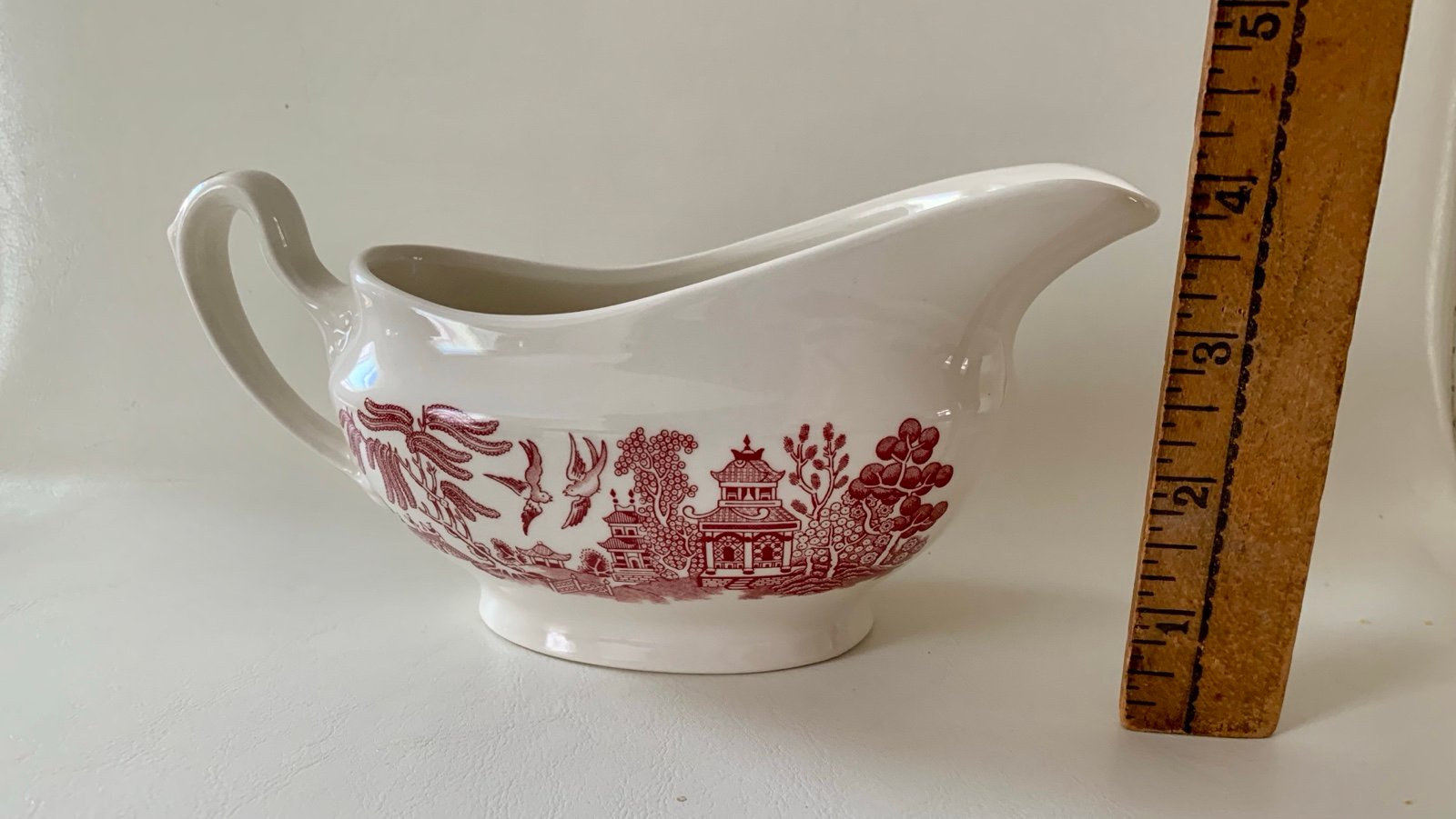 Ceramic Churchill Gravy Boat