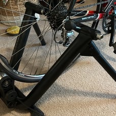 Saris MAG+ Bike Trainer