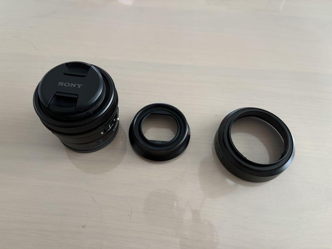 40mm f/2.5 G & ALC-SH165 & ZX II Protector
