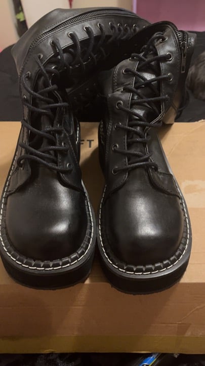 Demonia Emily-375 Size 7