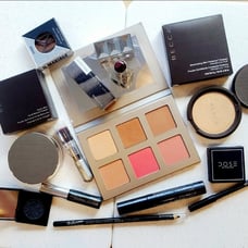 Becca Iconic London Palette Il Makiage Hydra Mist Lipstick Makeup Set Bundle