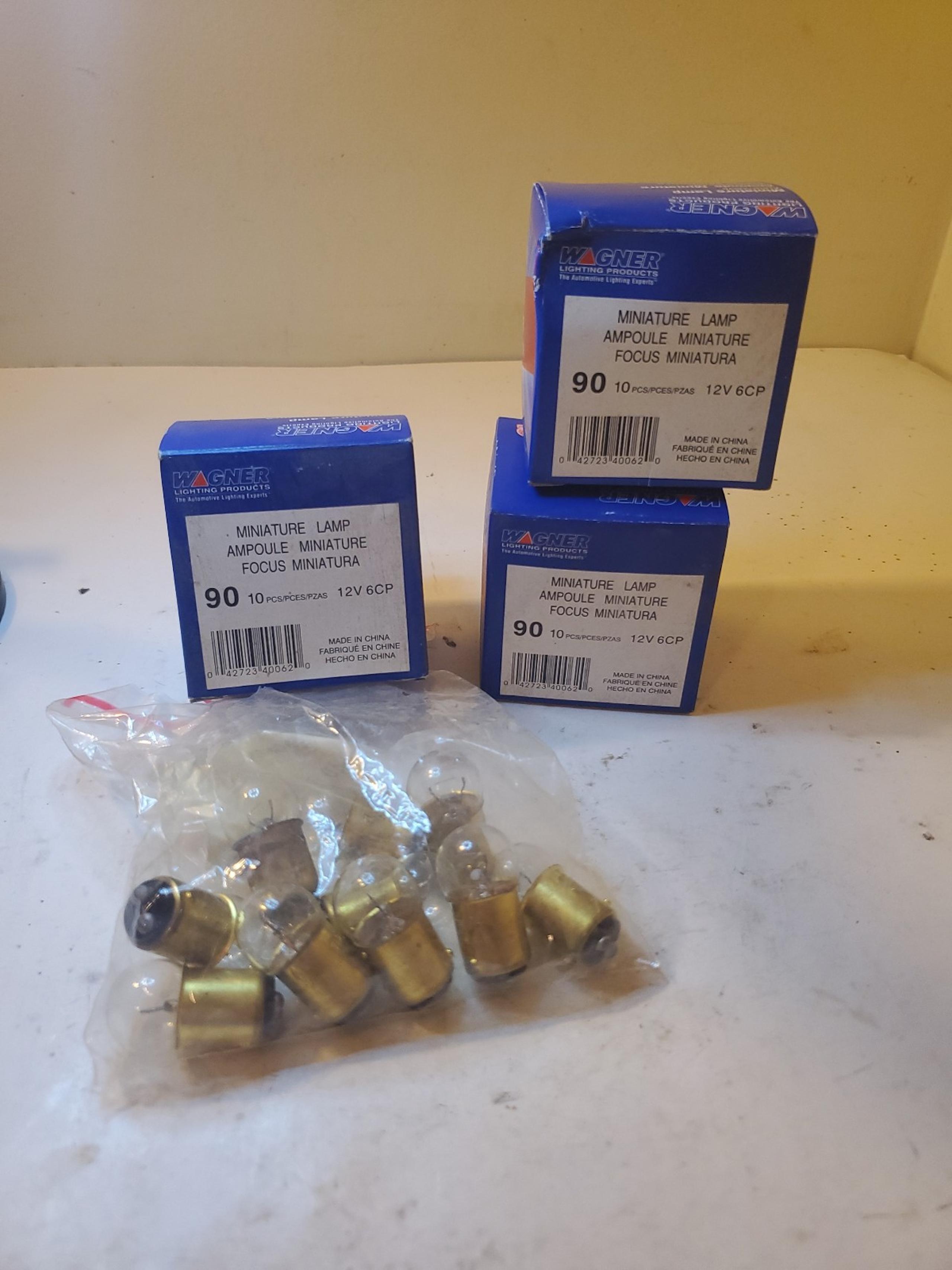 30 Wagner 90 Courtesy Interior Lights Lamp Bulbs