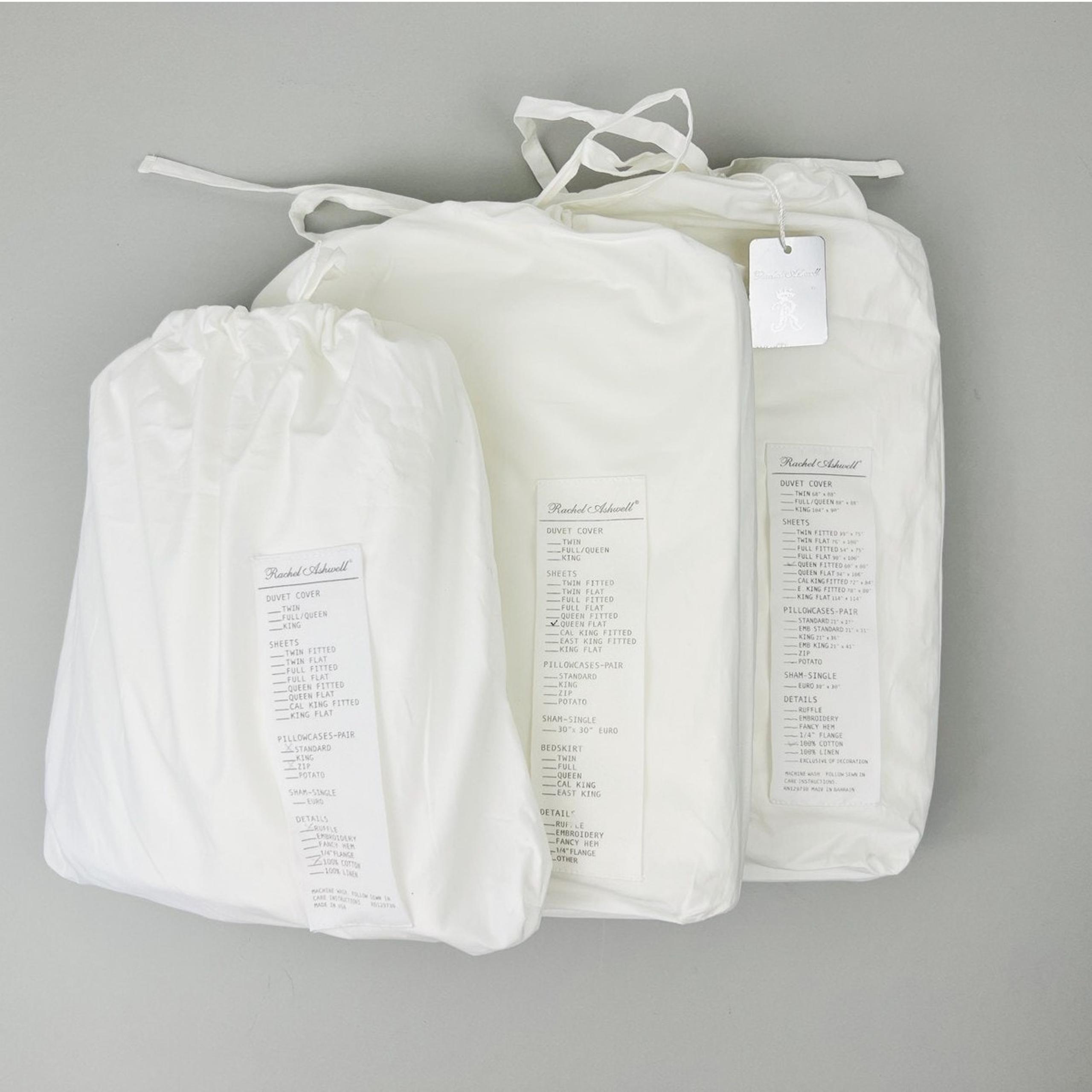 Rachel Ashwell Shabby Chic Liliput QU Sheet Set w/ Standard Ruffle Pillowcases