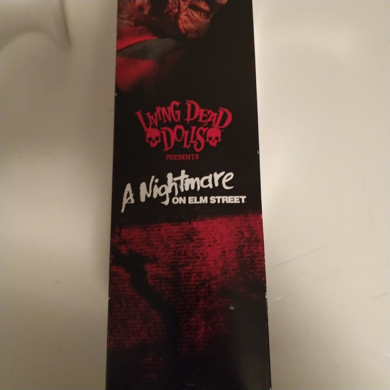 Living Dead Dolls Freddy Krueger with Sound - detail