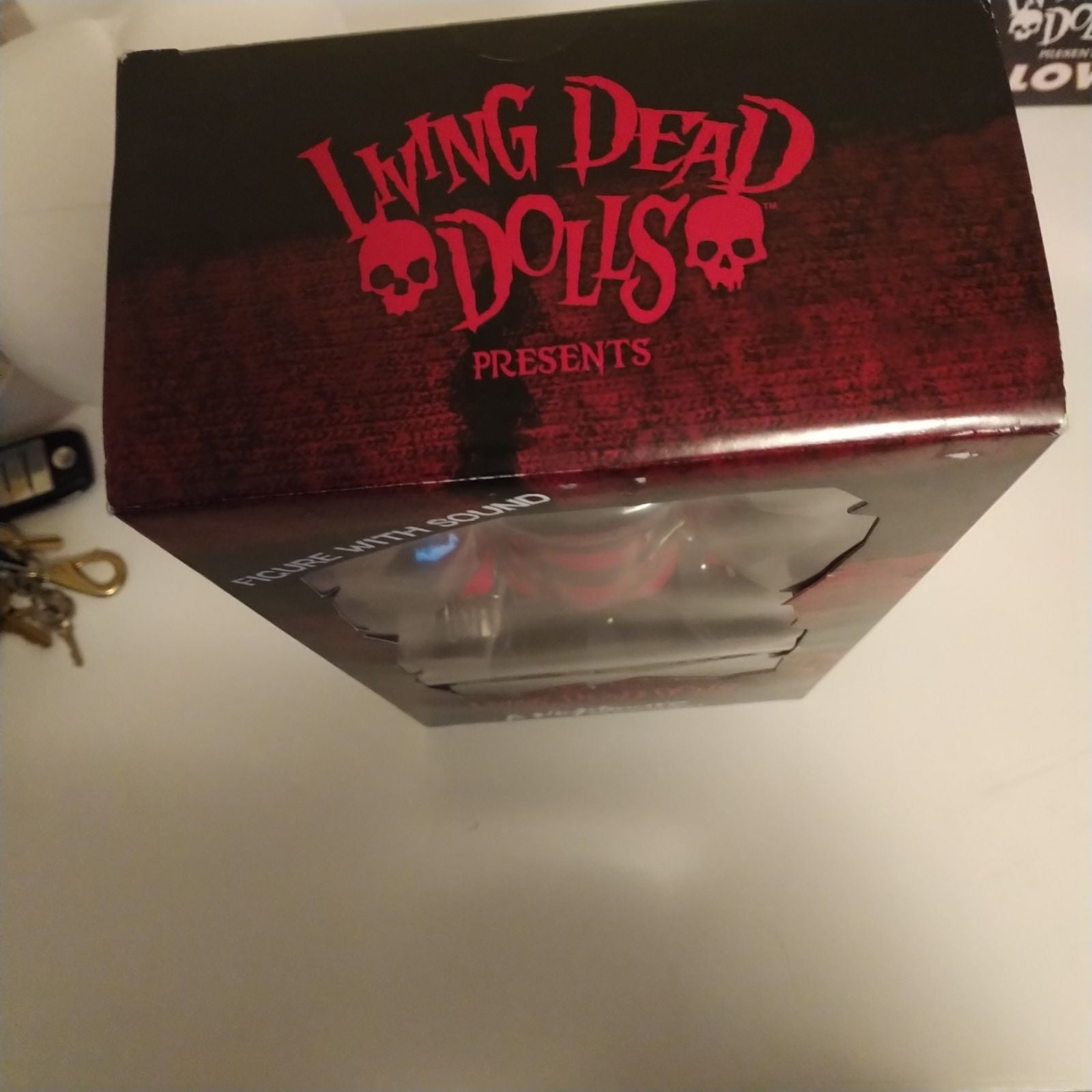 Living Dead Dolls Freddy Krueger with Sound - detail