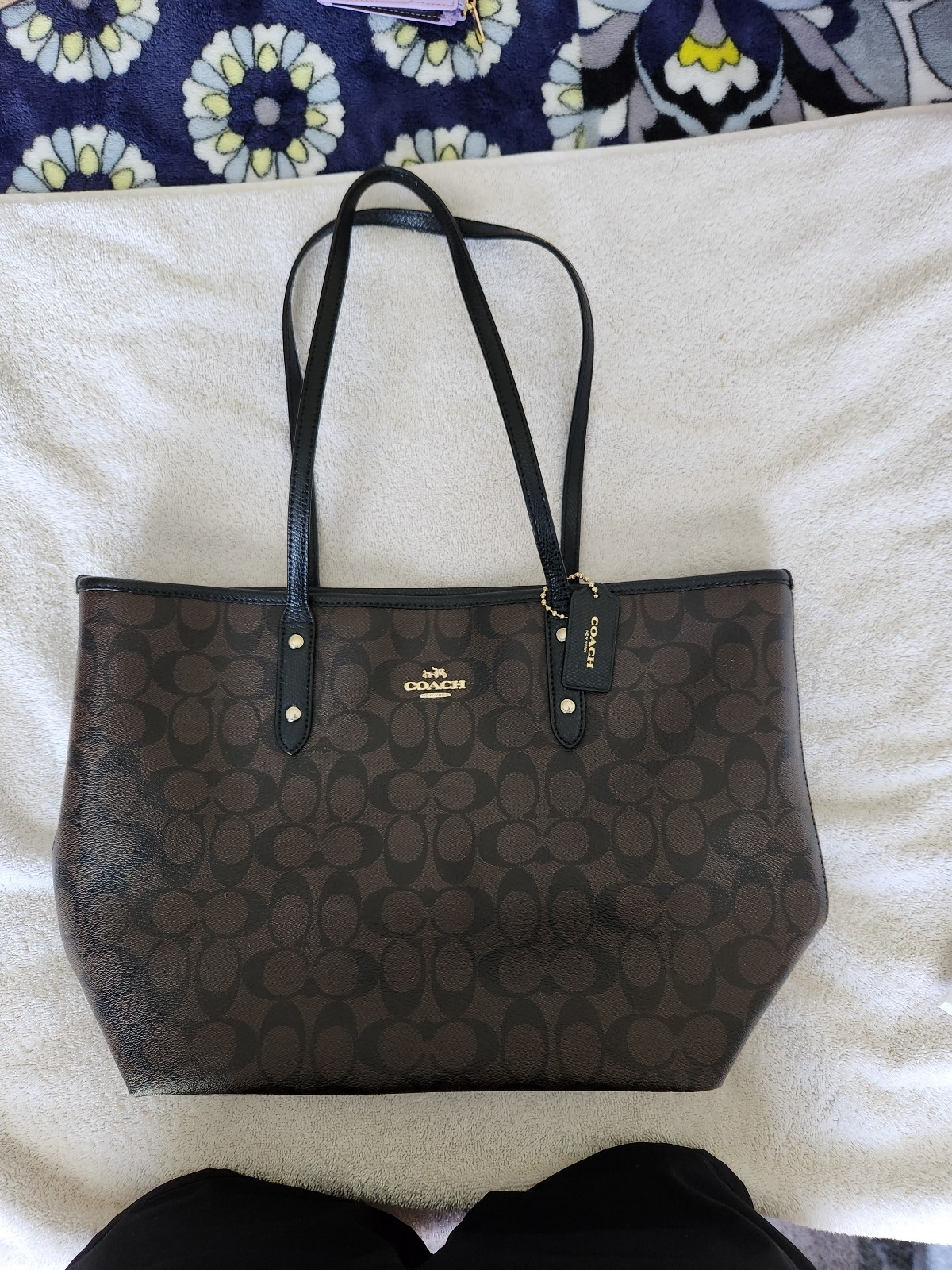 Coach dark brown tote bag purse w/zipper