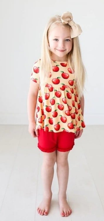 NWT Posh Peanut Bamboo Finn Apple Print S/S Peplum Top & Shorts Set Sz 10 NEW