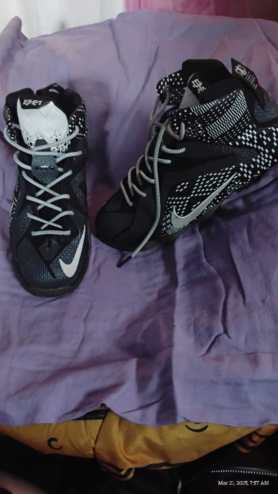 Nike LeBron James