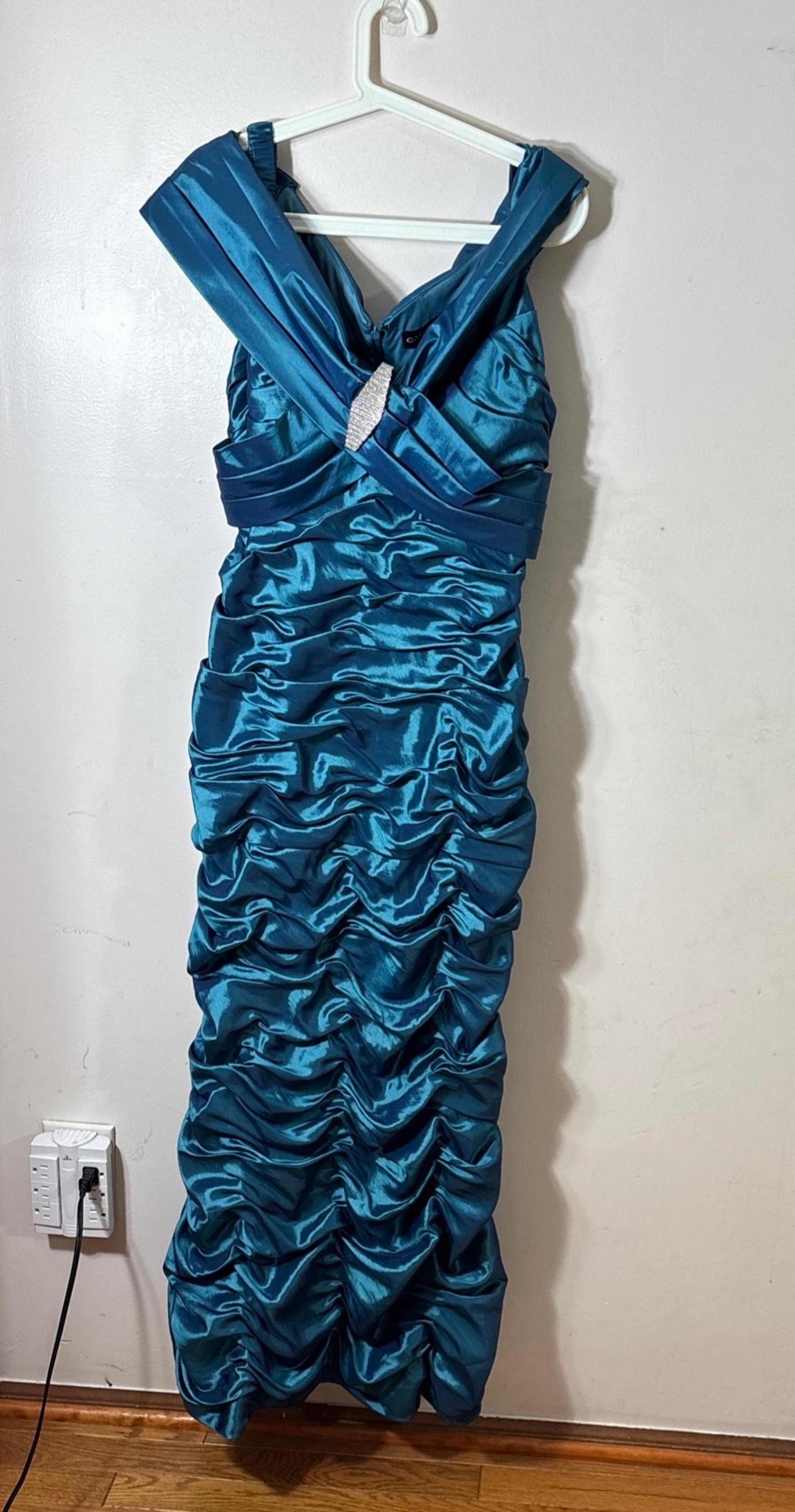 Cachet evening dress size 14P