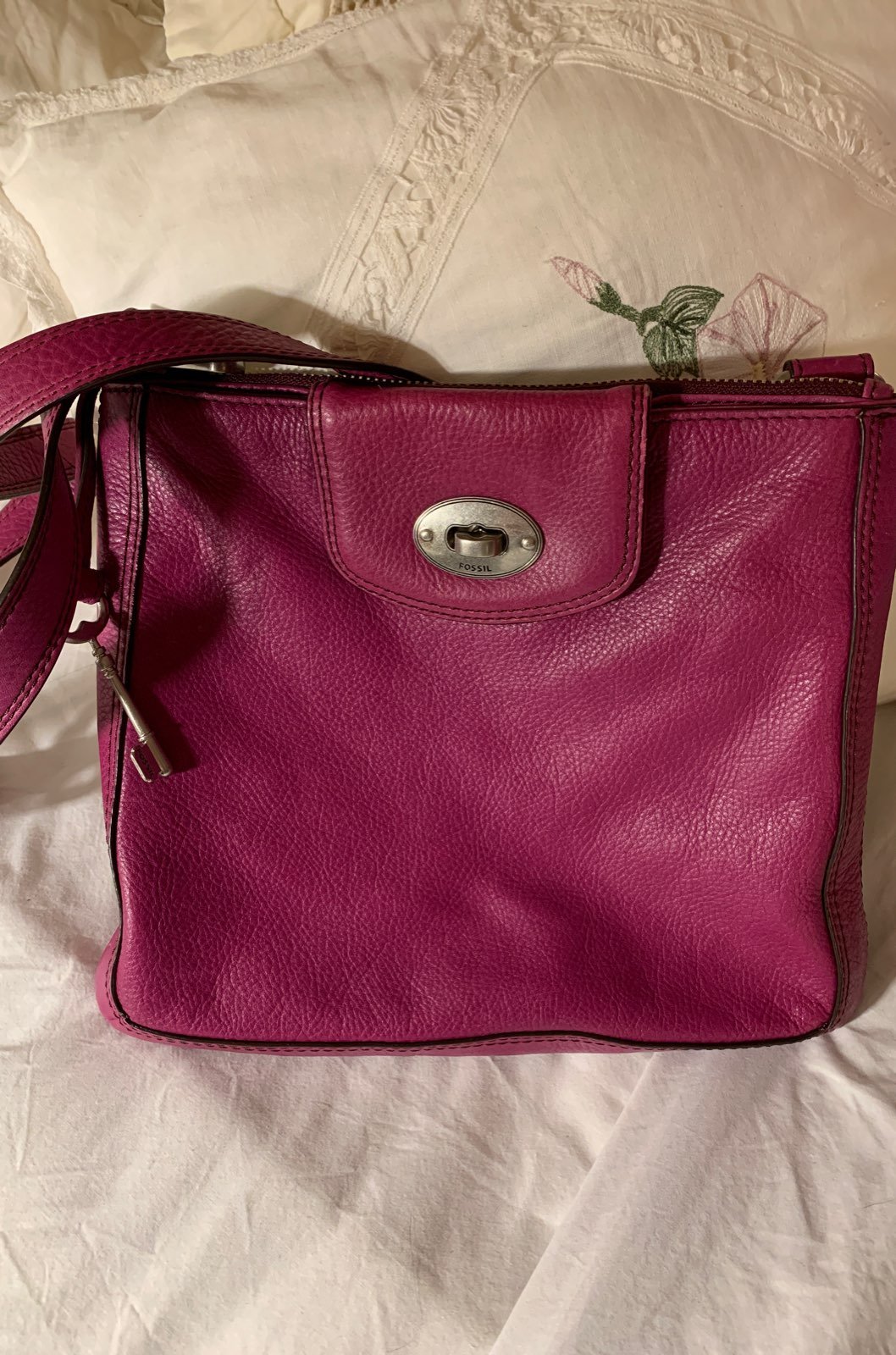 Fossil purse