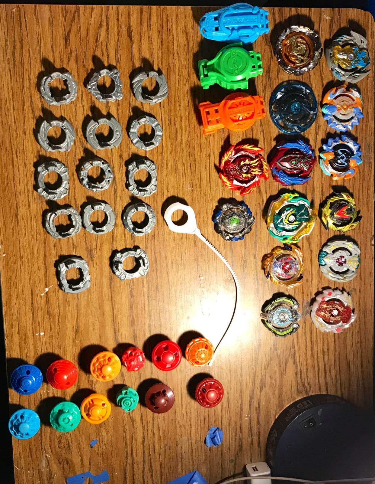 BEYBLADE BURST LOT RARE BEYS INCLUDED LO