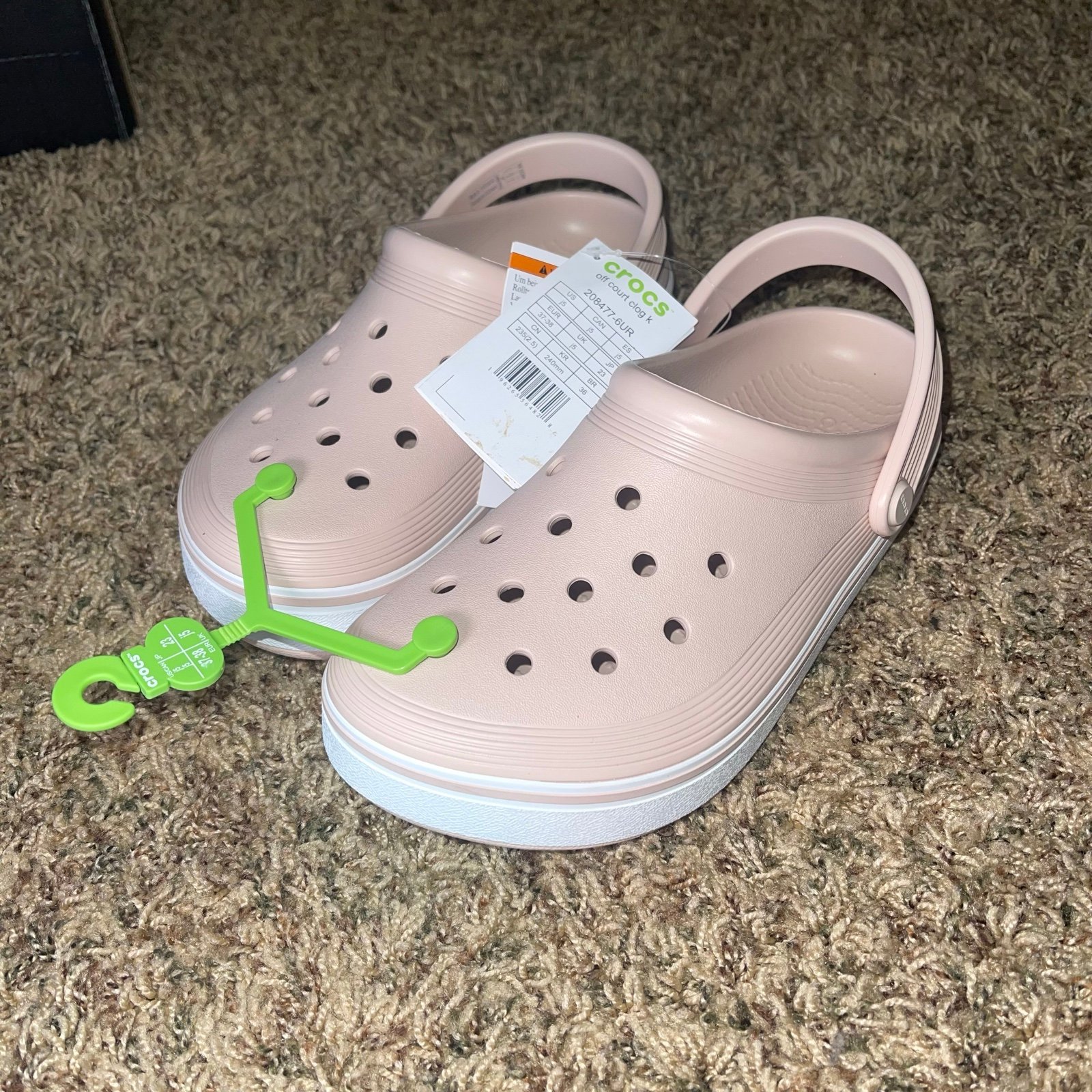 Crocs Off Court Clogs Big Kids Size 5 J5 Slip On Clog Sandals NEW Baby Pink