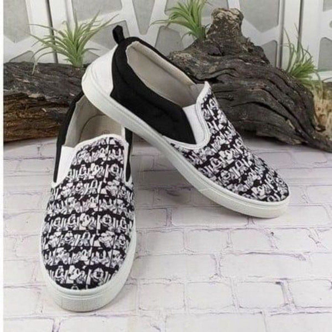 Disney Mickey Mouse Slip-on Sneakers