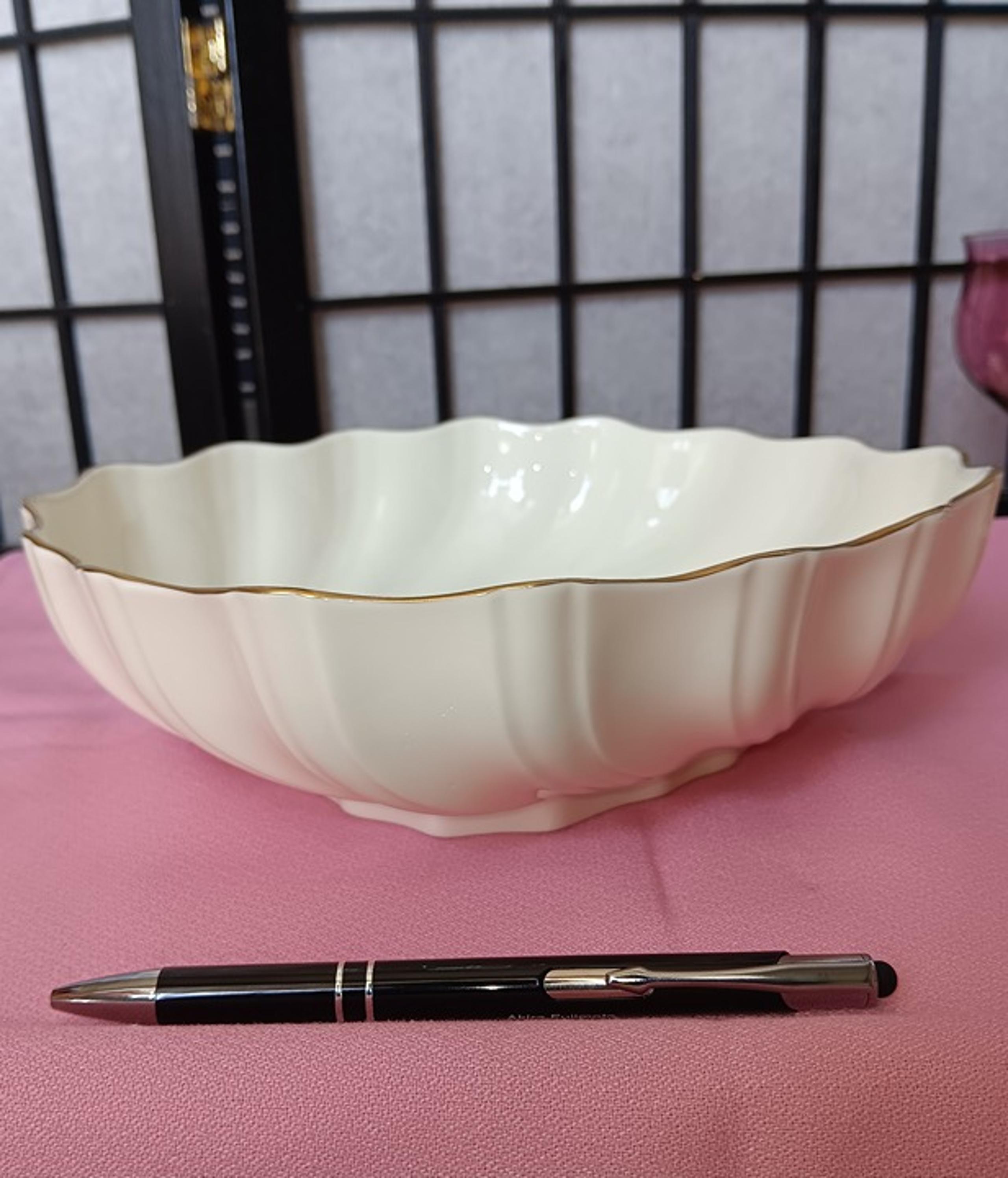 Mikasa Ivory Bone China Serving Bowl