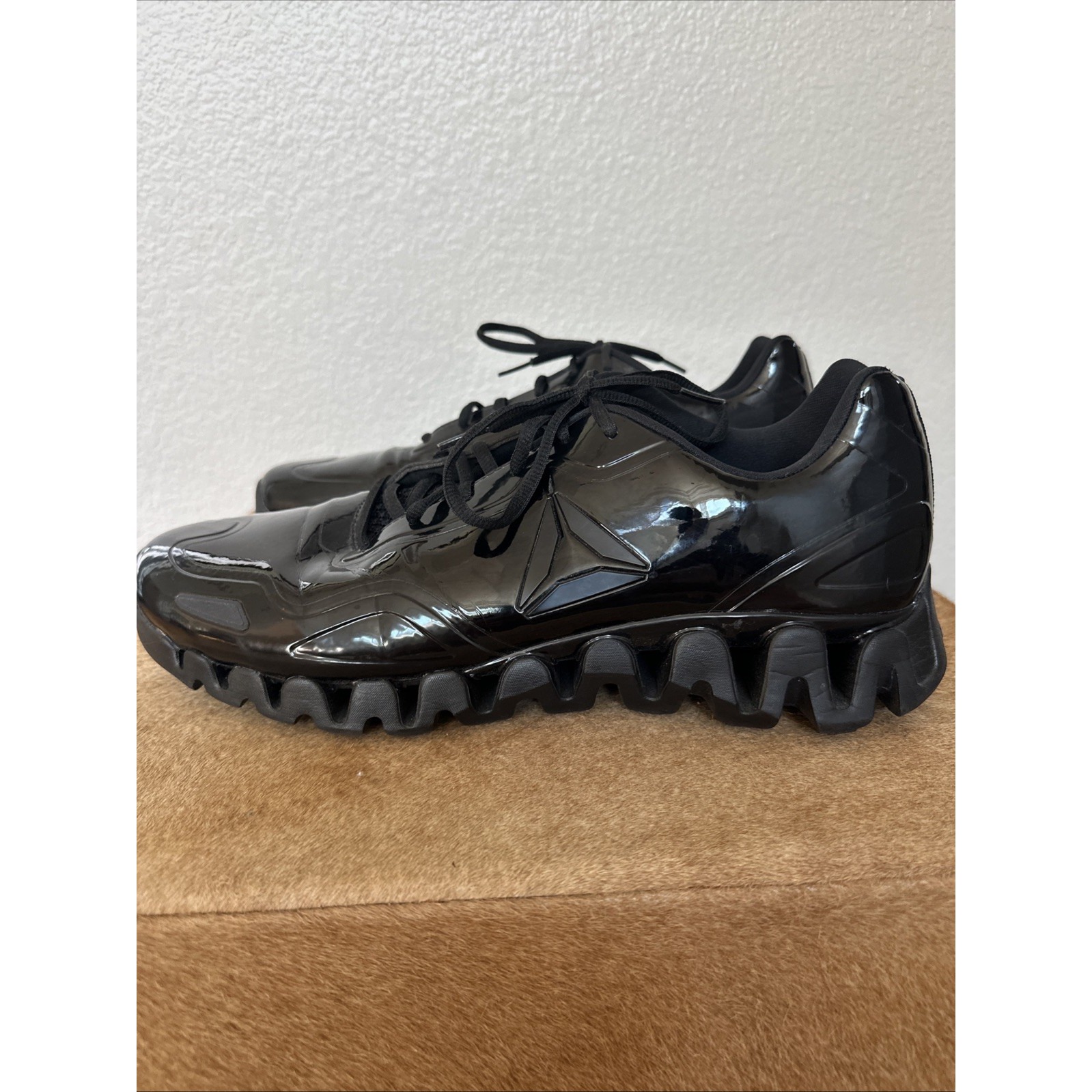 Mens Reebok Zig Pulse SE Sneakers Black Running Shoe Size 11.5 Cloud Bounce
