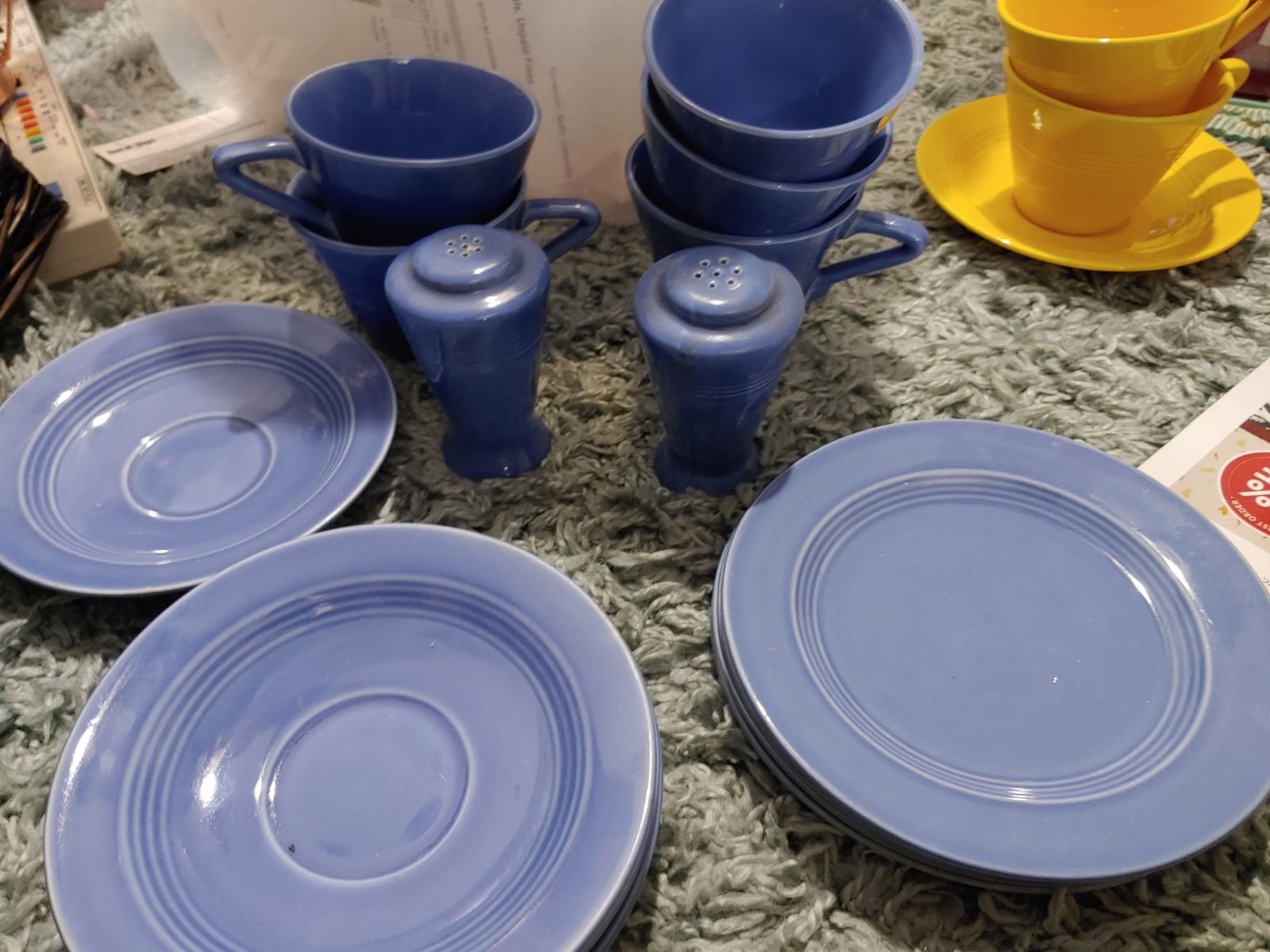 Harlequin Antique Blue lot 16 pc HLC