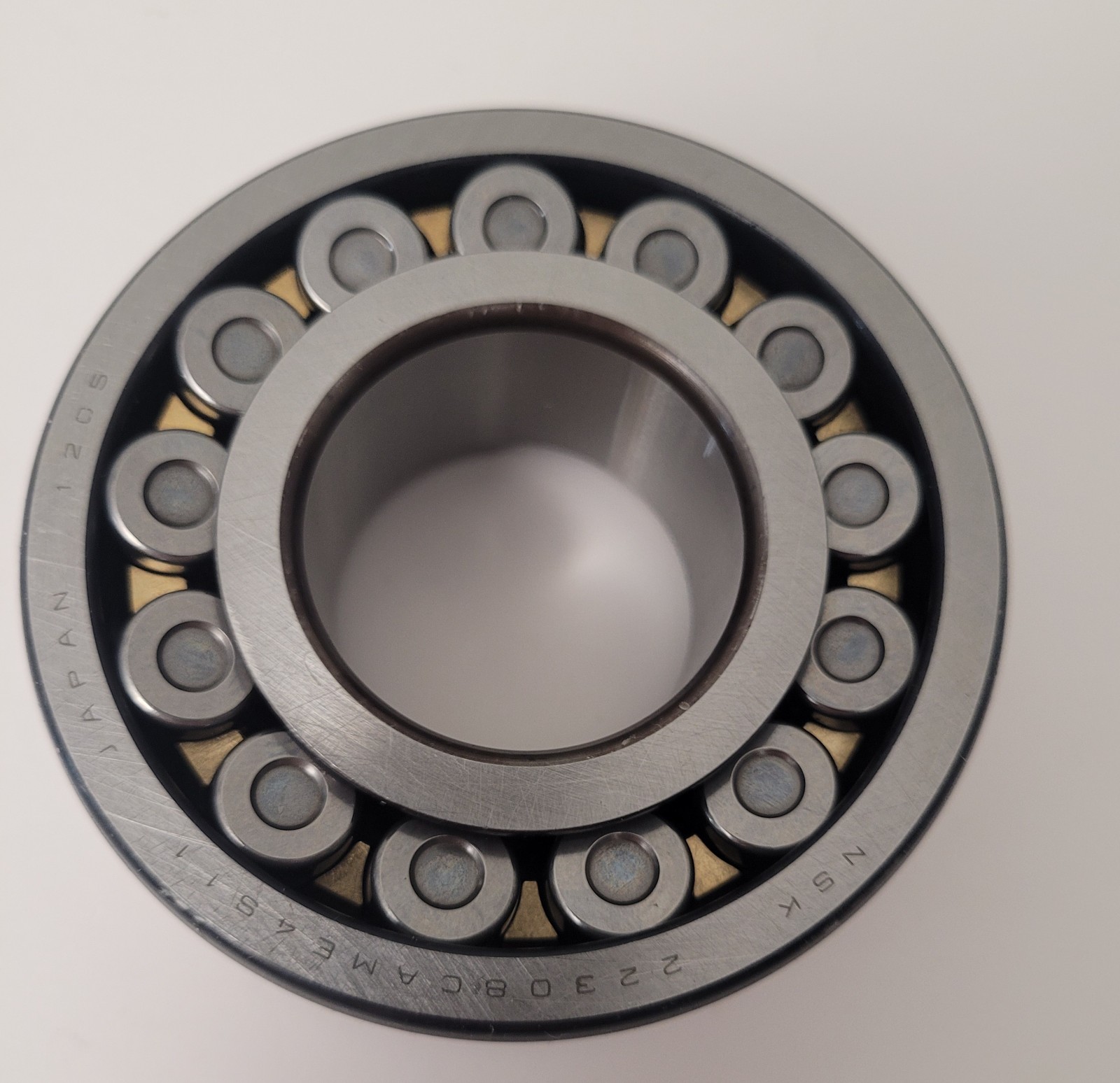NSK 22308CAME4S11 205 Spherical Roller Bearing Measurements In Photos